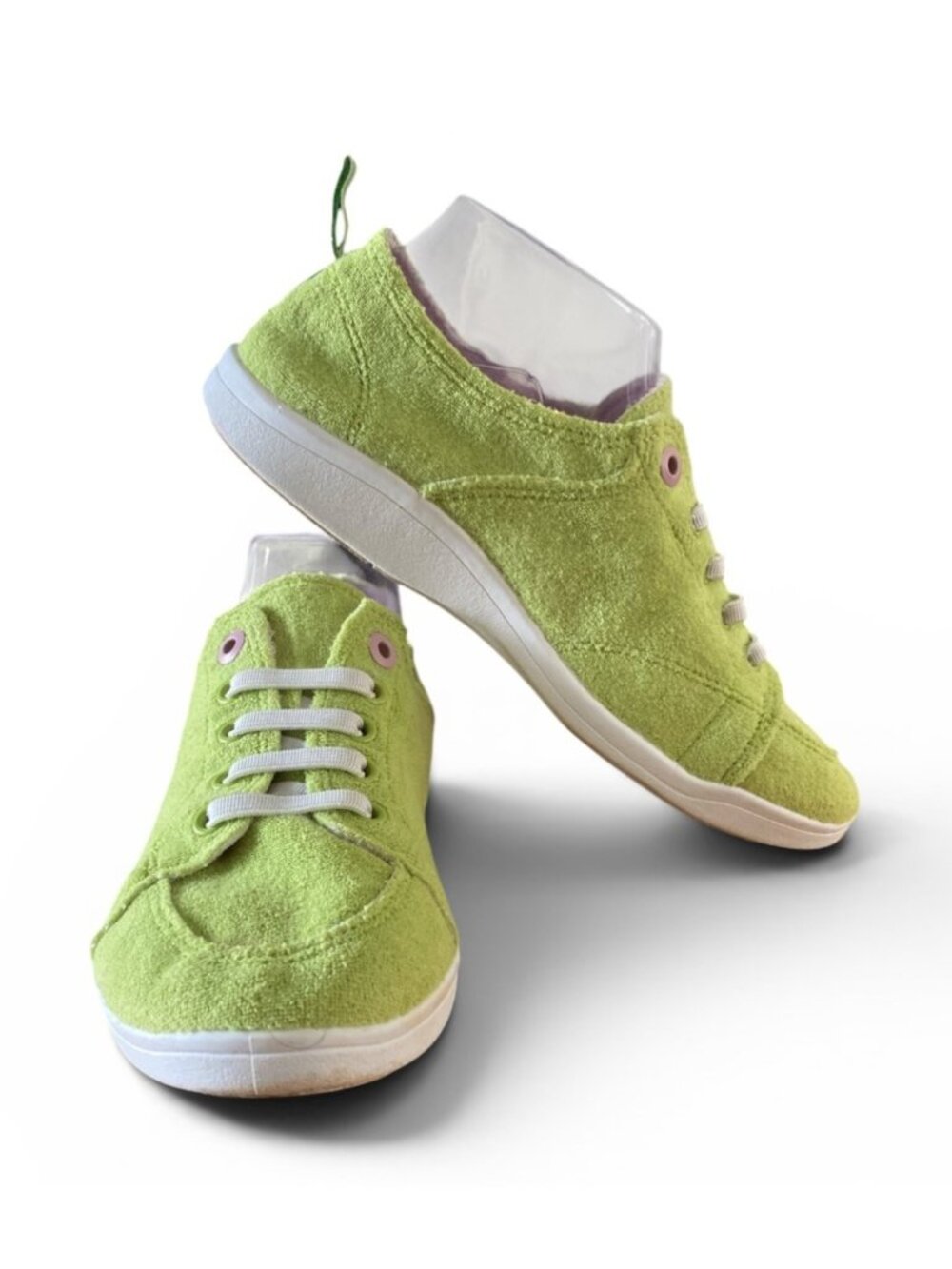 Vionic Ladies Pismo Lace-Up Terry Beach Sneakers Size 8 Lime Green